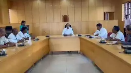 ರಾಮನಗರ: ಕೆಂಪೇಗೌಡ ಜಯಂತಿ ಅದ್ಧೂರಿ ಆಚರಣೆಗೆ ಕ್ರಮ ಕೈಗೊಳ್ಳಿ: ನಗರದಲ್ಲಿ ಅಪರ ಜಿಲ್ಲಾಧಿಕಾರಿ ಚಂದ್ರಯ್ಯ