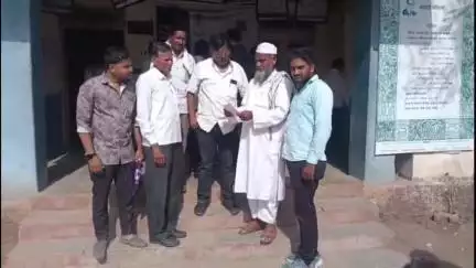 सिल्लोड: राशन पुरवठा सुरळीत करण्यासाठी स्वस्त धान्य राशन दुकानदारांची सिल्लोड तहसीलदार यांना निवेदन पठाण यांनी माध्यमांना दिली मा