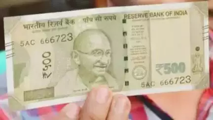 पैठण: .पैठण भाजी मार्केट परिसरात आढळल्या पाचशेच्या नकली नोटा व्यापाऱ्यात खळबळ