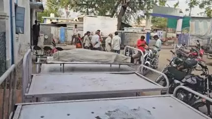 बक्स्वाहा: बकस्वाहा: तालाब में डूबने से युवक की मौत, परिजनों ने जताया संदेह, जांच की मांग