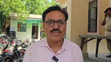 गोपालगंज: इंदरवां एबादुल्लाह के पूर्व पैक्स अध्यक्ष इमामुल हक़ पर धोखाधड़ी का मामला, नगर थाने में प्राथमिकी दर्ज