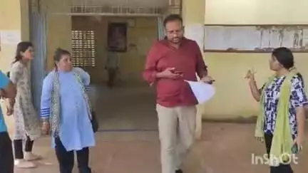 हरसूद: परीक्षा परिणाम में दो पेपरों में अनुपस्थित लिखने से एक छात्रा 5 दिनों से परेशान