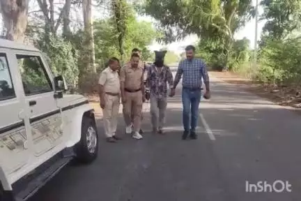 बैराड़: बैराड़ क्षेत्र के टोडा से चोरी हुई कटर मशीन पुलिस ने की ज़ब्त, एक आरोपी गिरफ्तार कर न्यायालय में पेश