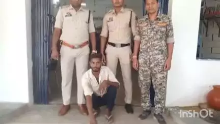खरसिया: जोबी पुलिस ने छेड़छाड़ के आरोपी को किया गिरफ्तार, भेजा जेल