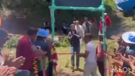 चौपाल: खेल खेलो नशा छोड़ो के तहत चौपाल के मड़ावग क्षेत्र में क्रिकेट खेल प्रतियोगिता के समापन में पहुंचे समाज सेवक अनिरुद्ध