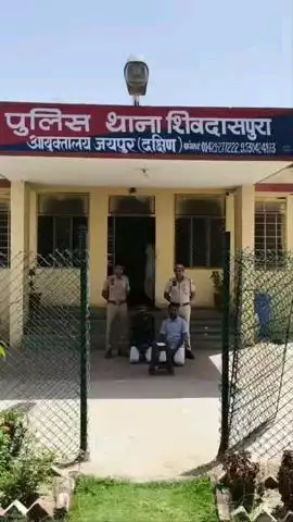 फुलेरा मु. सांभर: शिवदासपुरा पुलिस ने ड्रग्स माफिया के खिलाफ कार्रवाई करते हुए ₹2 लाख की अवैध सामग्री पकड़ी, दो जनों को किया गिरफ्तार