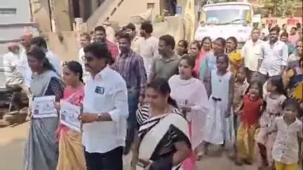 భీమిలి: యోగా చేసి ఆరోగ్యంగా ఉండాలని 5వ వార్డులో యోగా అవగాహన ర్యాలీ కార్యక్రమంలో కార్పొరేటర్ మొల్లి హేమలత సూచన