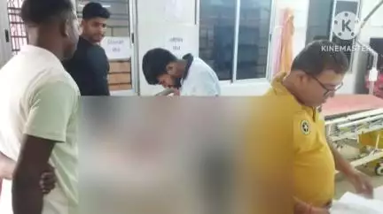 कर्रा: कर्रा और जरियागढ़ थाना क्षेत्र में दो सड़क दुर्घटनाओं में दो की मौत, तीन घायल