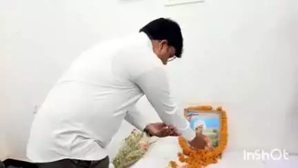 रामगढ़: रामगढ़ परिसदन में भगवान बिरसा मुंडा की पुण्यतिथि मनाई गई