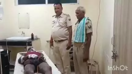 मधुबनी: पिलखवार गुमटी नंबर 15 के पास ट्रेन से गिरकर अज्ञात व्यक्ति घायल, डायल 112 ने अस्पताल पहुंचाया