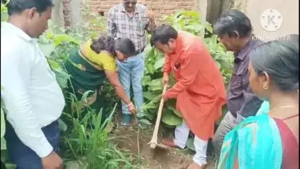 सोनाहातु: सोनाहातू: पर्वतीय दुर्गम उच्च विद्यालय कोम्बो जाराडीह में प्रबंधन समिति की बैठक हुई