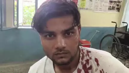 अतरौली: छर्रा, सिहावली में पुरानी रंजिश के चलते युवक को घेरकर पीटा, सिर में फोड़ा, घायल होकर पहुंचा अस्पताल