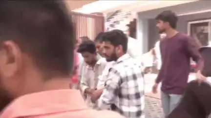 इंदौर: राजा रघुवंशी हत्याकांड: शव यात्रा में सोनम के पिता संग शामिल हुआ था सोनम का प्रेमी, एक और खुलासा