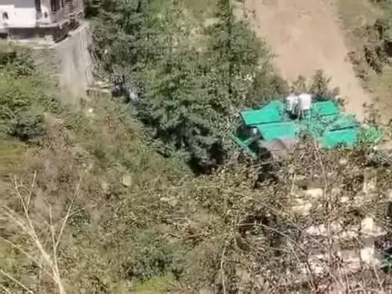 शिमला ग्रामीण: ढली बाईपास पर हादसा, शराब के नशे में युवक 100 मीटर गहरी खाई में गिरकर हुआ मौत