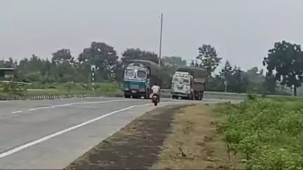 यवतमाळ: पेट्रोलपंप वनवासी मारुती समोर चारचाकी अपघातात एक जण जखमी, वाहनाचे 20 हजाराचे नुकसान, अवधुतवाडी पोलीस ठाण्यात गुन्हा दाखल
