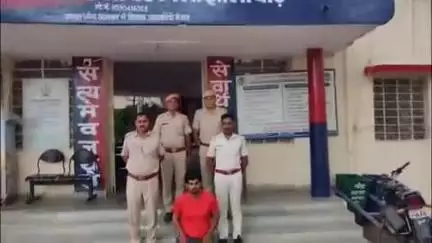 मनोहरथाना: जावर पुलिस ने 55 वर्षीय वृद्ध की हत्या मामले में एक आरोपी को किया गिरफ्तार