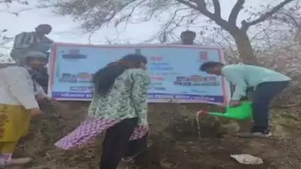 मांगरौल: वंदे गंगा जल संरक्षण जन अभियान में सार्वजनिक निर्माण विभाग खंड मांगरोल ने किया पौधारोपण