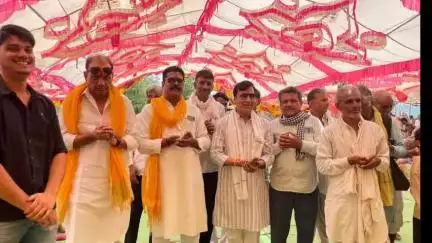ब्यावरा: बूढ़ाखेड़ा गांव में श्रीमद् भागवत कथा और विष्णु यज्ञ का समापन, कई जनप्रतिनिधि शामिल हुए