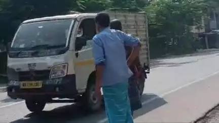 দেগঙ্গা: দেগঙ্গার গোসাইপুর গ্রাম থেকে জামাইষষ্ঠীতে এসে কাজে যাবে বলে বেরিয়ে নিখোঁজ হয়ে গেল এক যুবক, থানায় নিখোঁজ ডায়েরি