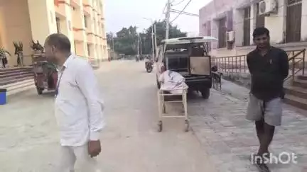 मुशहरी: मारीपुर ओवर ब्रिज के पास बेहोश मिले व्यक्ति को लोगों ने अस्पताल पहुंचाया, डॉक्टर ने मृत घोषित किया