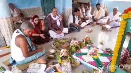 ବୀରମହାରାଜପୁର: ବୀରମହାରାଜପୁର ସ୍ଥିତ ଜଗନ୍ନାଥଙ୍କ ମନ୍ଦିର ପରିସରରେ  ଶ୍ରୀମଦ ଦ୍ଭାଗବତ ମହାପୁରାଣ ପାରାୟଣ  ଅନୁଷ୍ଠିତ, ଯୋଗଦେଲେ ଜିଲ୍ଲାପାଲ
