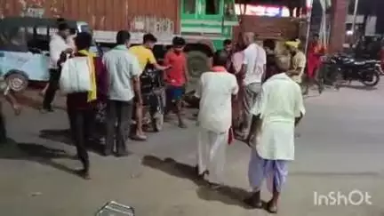 मनेर: मनेर थाना के पास दो बाइकों की टक्कर में एक युवक घायल