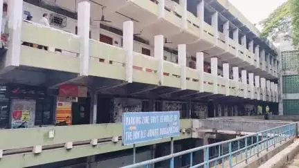 ফরিদপুর দুর্গাপুর: প্রতারণার মামলায় দুর্গাপুর মহকুমা আদালতের মাধ্যমে  কারাগারে ১ বন্দিকে কোক ওভেন থানার পুলিশ ৪ দিনের রিমান্ড নেয়