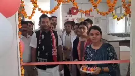 चरखारी: सामुदायिक स्वास्थ्य केंद्र चरखारी में प्रधानमंत्री जन औषधि केंद्र का चरखारी विधायक ने किया शुभारंभ