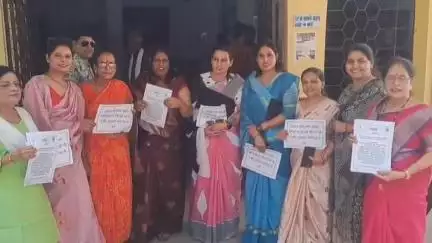 पिपरिया: पिपरिया में लव जिहाद, बहन-बेटियों के उत्पीड़न व धर्म परिवर्तन रोकने के लिए विप्र नारी शक्ति ने सौंपा ज्ञापन