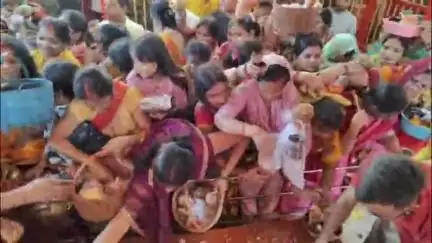 बक्सर: बुढ़िया काली मंदिर में धूमधाम से मना मां काली का वार्षिकोत्सव