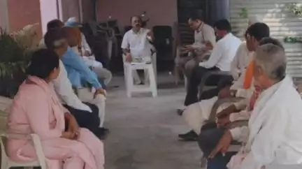 देवसर: देवसर विधायक ने निवास पर लगाया जनता दरबार, सुनीं एक दर्जन से अधिक लोगों की समस्याएँ