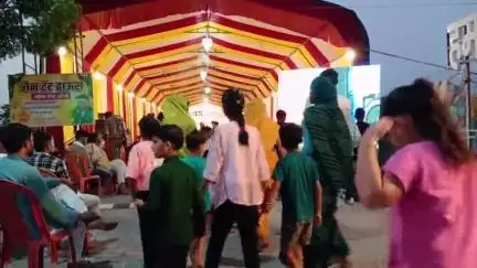 तालबेहट: मानसरोवर झील किनारे विश्व की पहली जल कथा के आयोजन में पहुंचे सदर विधायक, झील के सौंदर्यकरण का कार्य जल्द होगा शुरू