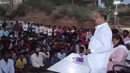 शहादा: ससदे गावात ग्रामस्थांच्या समस्या आ.डॉ.विजयकुमार गावितानी ऐकून घेत निराकरण करण्याचे दिले आश्वासन #Jansamasya