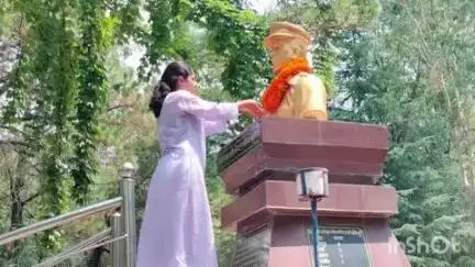 पालमपुर: कारगिल युद्ध के अमर शहीद कैप्टन सौरव कालिया की शहादत दिवस पर सौरव वन विहार में विधायक ने दी श्रद्धांजलि