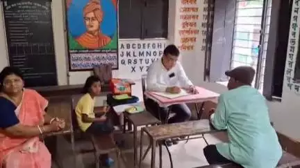 ভগবানপুর ২: কাঁথি নতুন চক্রের হরিজন প্রাথমিক বিদ্যালয় আজ পরিদর্শন করেন উপস্থিত DPSC চেয়ারম্যান জনাব হাবিবুর রহমান
