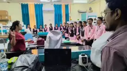 रामानुजनगर: शासकीय रेवती रमण मिश्र महाविद्यालय के विद्यार्थियों ने किया शैक्षणिक भ्रमण
