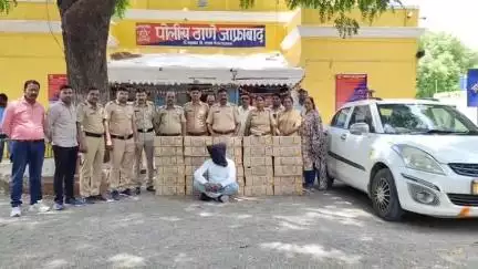 जाफराबाद: कोल्हापूर शिवारातील आसई फाट्यावर पोलिसांनी अवैध दारू विक्री करणाऱ्याच्या  आवळल्या मुसक्या