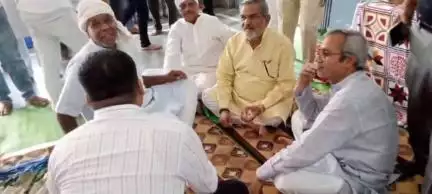 करेली: करेली नगर में पूर्व राज्यसभा सांसद कैलाश सोनी ने शोकाकुल परिवारों से मिलकर संवेदना व्यक्त की
