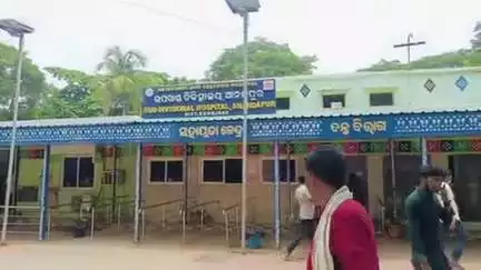 ଘସିପୁରା: ନାରଙ୍ଗପୁର ନିକଟରେ ଚାଲୁଥିବା ଅଟୋରୁ ଡେଇଁ ପଡ଼ି ନାବାଳକ ଗୁରୁତର