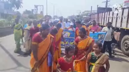 సత్తుపల్లి: సత్తుపల్లిలో రాజ్యాంగ పరిరక్షణ పాదయాత్రలో పాల్గొన్న సత్తుపల్లి ఎమ్మెల్యే డాక్టర్ మట్ట రాగమయి