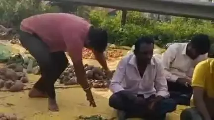 ಸಕಲೇಶಪುರ: ಕಡಿಮೆ ಬೆಲೆಗೆ ವ್ಯಾಪಾರ ಮಾಡುತ್ತಿದ್ದ ಬೀದಿಬದಿ ವ್ಯಾಪಾರಿ ಒಕ್ಕಲೆಬ್ಬಿಸಲು ಯತ್ನ, ಅಧಿಕಾರಿಗಳಿಗೆ ಸಾರ್ವಜನಿಕರ ತರಾಟೆ #localissue
