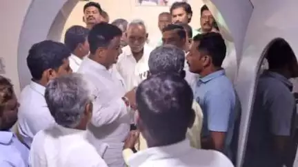 ಸಿಂದಗಿ: ಪಟ್ಟಣದಲ್ಲಿ ಸಾರ್ವಜನಿಕರ ಕುಂದುಕೊರತೆ ಆಲಿಸಿದ ಶಾಸಕ ಅಶೋಕ ಮನಗೂಳಿ