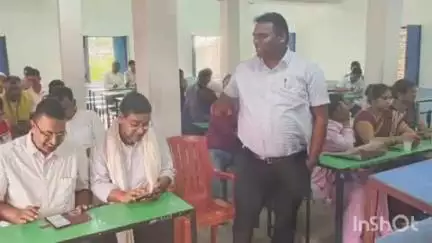 मानसी: जनता उच्च विद्यालय मानसी में बीएलओ का एक दिवसीय प्रशिक्षण संपन्न