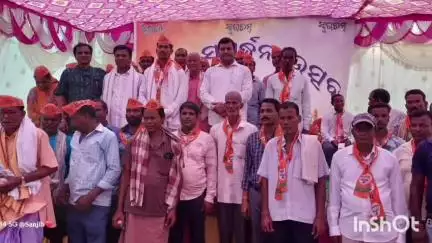 ସତ୍ୟବାଦୀ: ବିଜେପିର ସ୍ବାଗତ ସମ୍ବର୍ଦ୍ଧନା ଓ ମିଶ୍ରଣ ପର୍ବ ଦୋଛିଆଁ ପଞ୍ଚାୟତ କାର୍ଯ୍ୟାଳୟ ଠାରେ ଅନୁଷ୍ଠିତ, ଯୋଗଦେଲେ ବିଧାୟକ