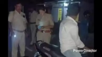 अमदाबाद: SP वैभव शर्मा के निर्देश पर पुलिस ने सुरक्षा के लिए विभिन्न जगहों पर चलाया रात्रि रोको टोको अभियान