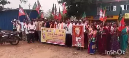 ଫୁଲବାଣୀ ସହର: ଉଦୟଗିରି  ବିଜେପି ର ଅନୁସୂଚିତ ଜନଜାତି ମୋର୍ଚା ତରଫରୁ  ଆୟୋଜିତ ଶ୍ରଧାଞଳି ସଭାରେ  ଭଗବାନ ବିର୍ସା ମୁଣ୍ଡା କଂ ପୂନ୍ଯ ତିଥି ପାଳନ