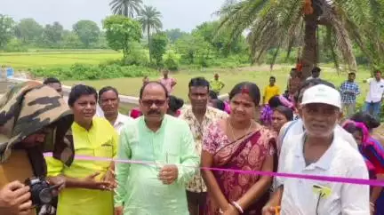 মানবাজার ২: বুড়িবাঁধ গ্রাম পঞ্চায়েতের সনকুড়া মৌজাতে  চেক ডেম এর উদ্বোধন করা হলো