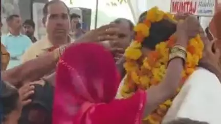 लालगंज: रामपुरखास विधानसभा को क्षेत्रीय विधायक ने सड़क संसाधन से जुड़ी करोड़ों रुपये की विकास परियोजना की दी सौगात