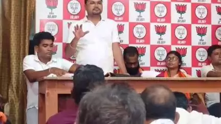 হুড়া: চাটুমাদার,দলদলী ও মাগুড়িয়া_লালপুর গ্রাম পঞ্চায়েতের সমস্ত বুথের বুথ সভাপতি সহ সক্রীয় কর্মীদের নিয়ে লালপুরে BJP-র কর্মীসভা