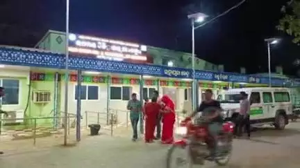 ଘସିପୁରା: ବଳରାମପୁର ନିକଟରେ ବାଇକରୁ ପଡ଼ି ଜଣେ ମହିଳା ଗୁରୁତର, ମେଡିକାଲରେ ଭର୍ତ୍ତି